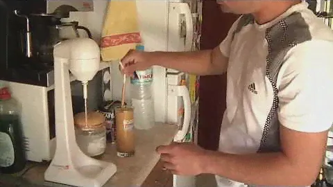 how to make greek frappe (ORIGINAL GREEK)